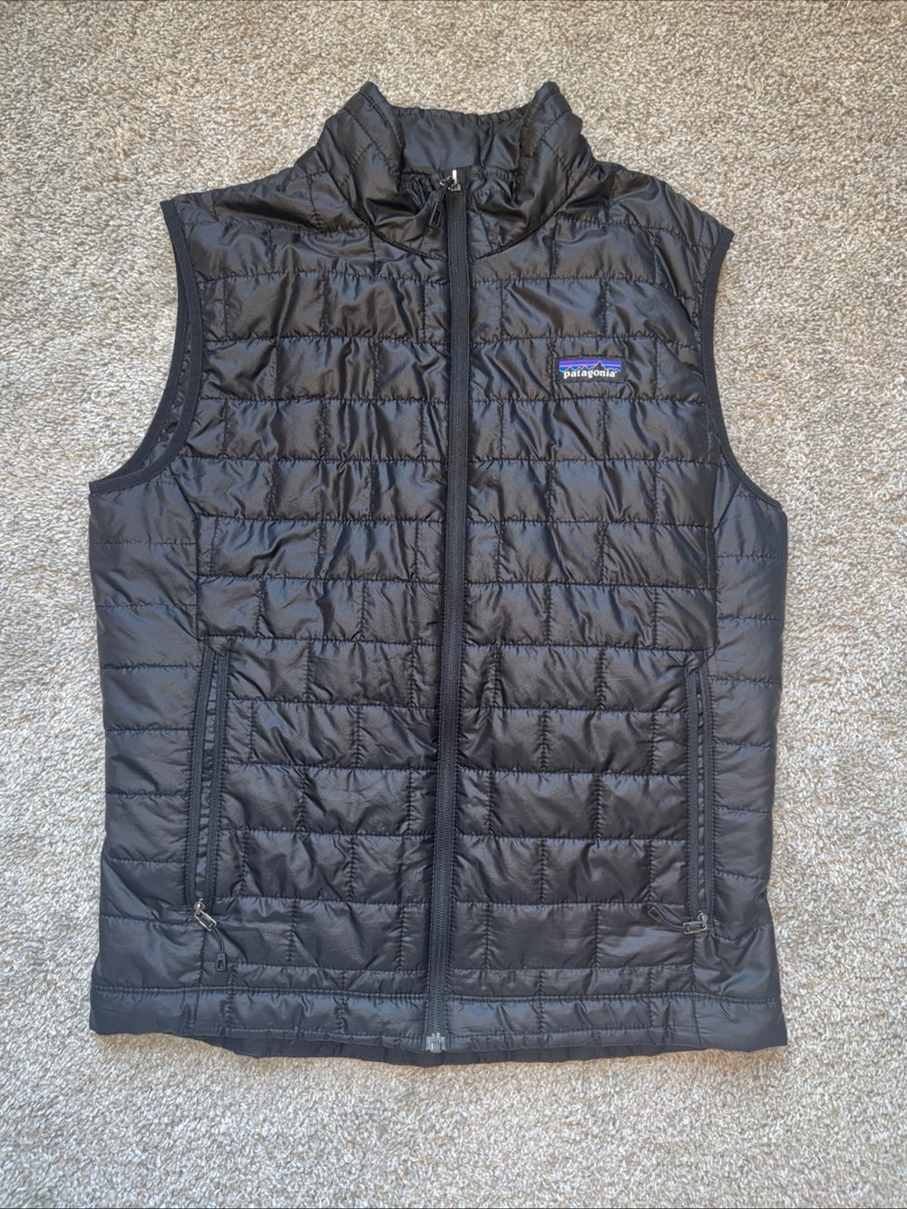 Patagonia Black Men's Nanopuff Vest like new condition